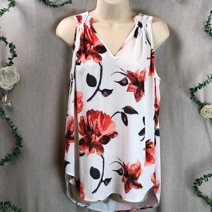 Karen Kane Floral Sleeveless Blouse